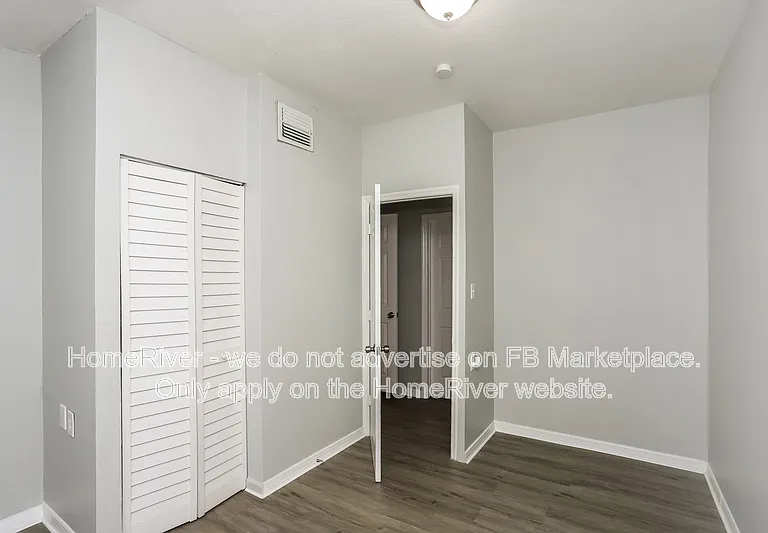 1048 Powersong St — Photo 7