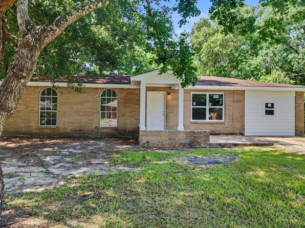 4136 Mimosa Dr