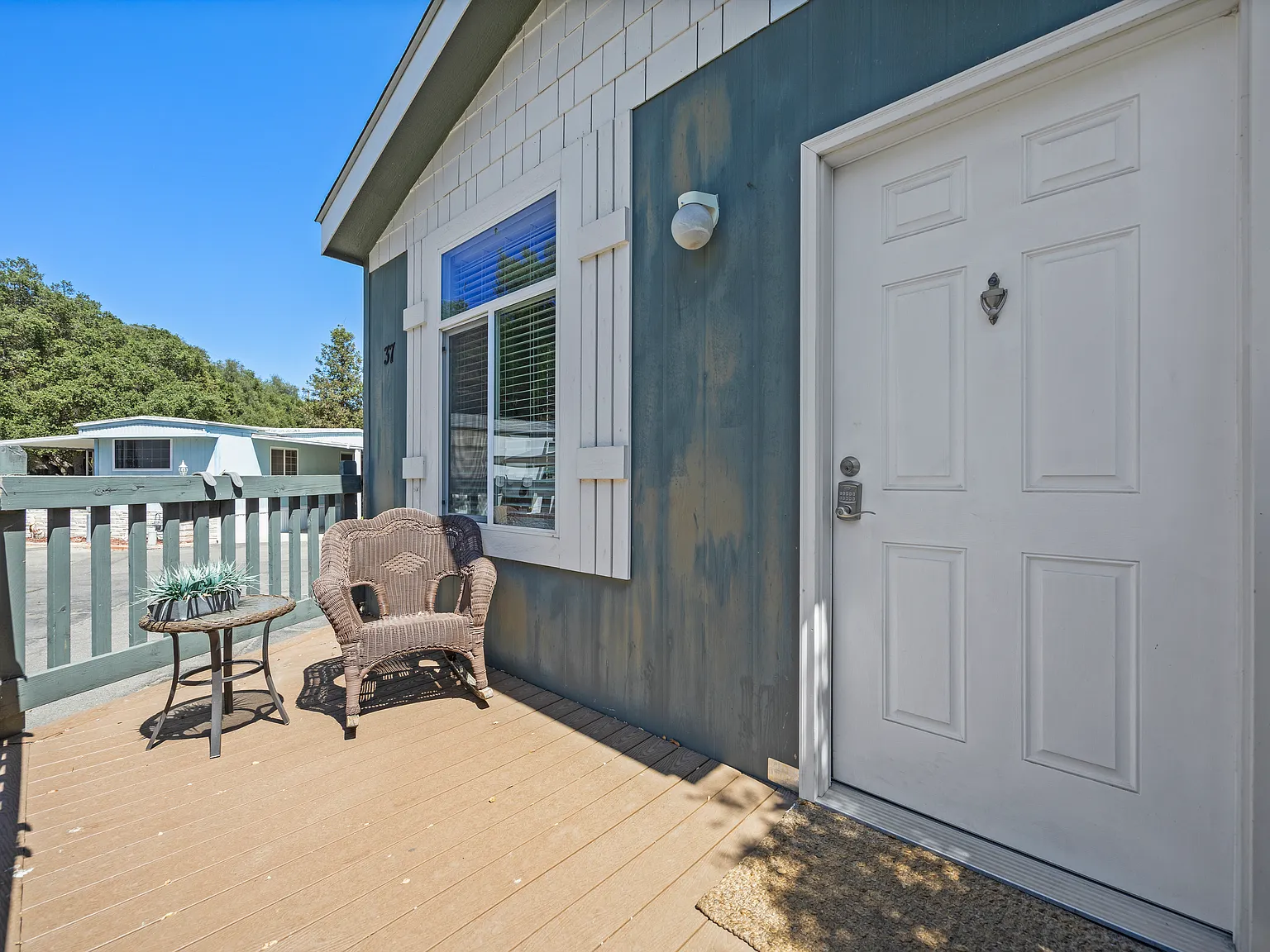 25 Burnham Rd — Photo 4