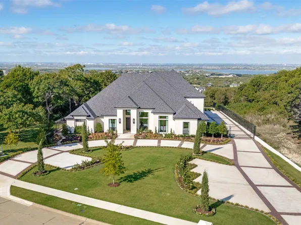 819 Bluff Ridge Dr, Cedar Hill, TX 75104
