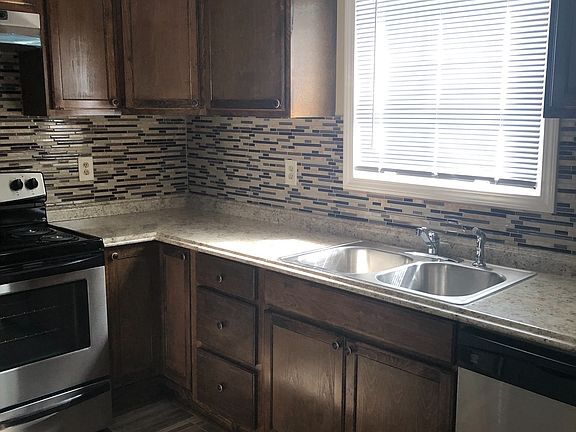 2nd image of 8547 Westchester Dr