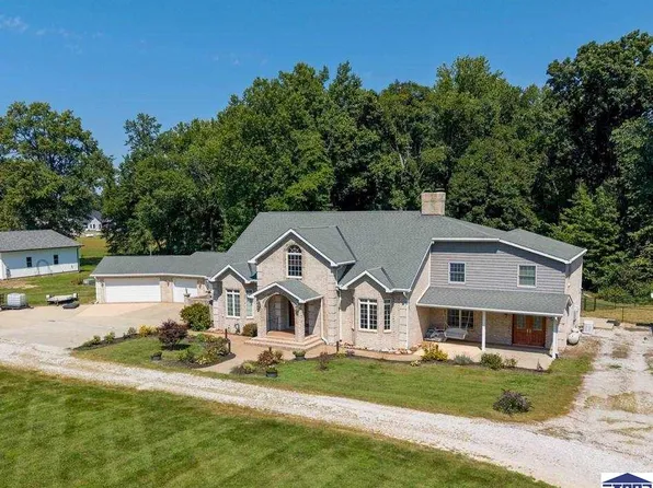 5116 W Cassaday Dr, West Terre Haute, IN 47885