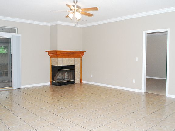3rd image of 2919 Tidewater St