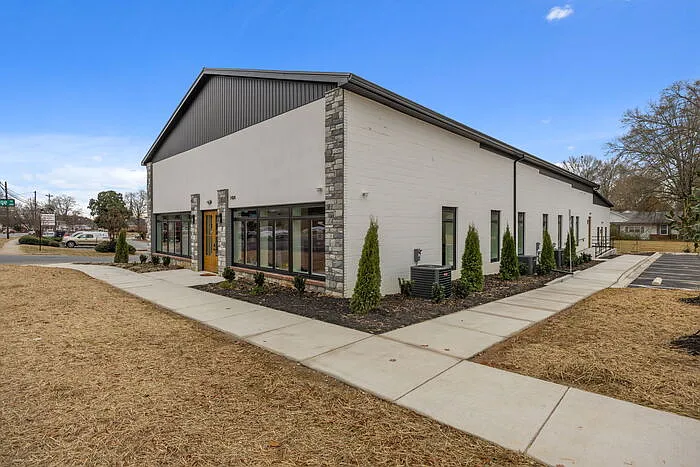1484 Dale Earnhardt Blvd — Photo 10