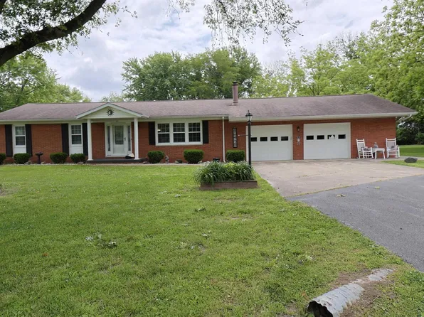 21 Crestwood Ln, Centralia, IL 62801