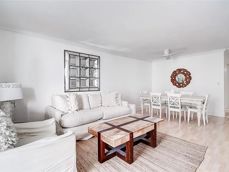 2401 Collins Ave #904 — Photo 1