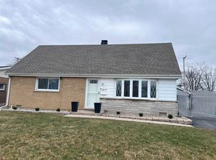 6919 W 88th Pl, Bridgeview, IL 60455