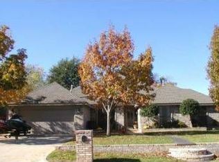 10929 Woodbridge Rd, Oklahoma City, OK 73162