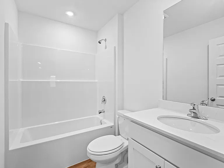 523 Nevada St — Photo 13