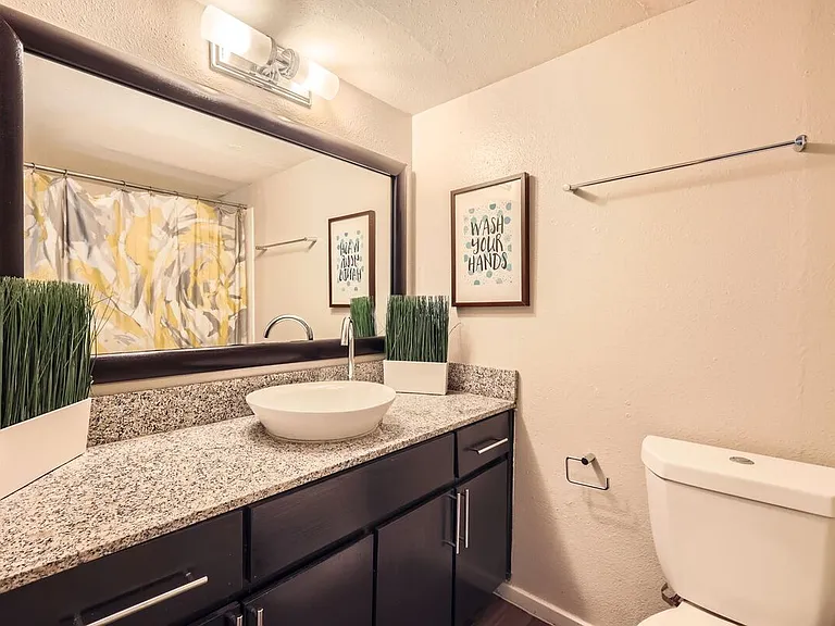 Element Austin Apartments — Photo 24