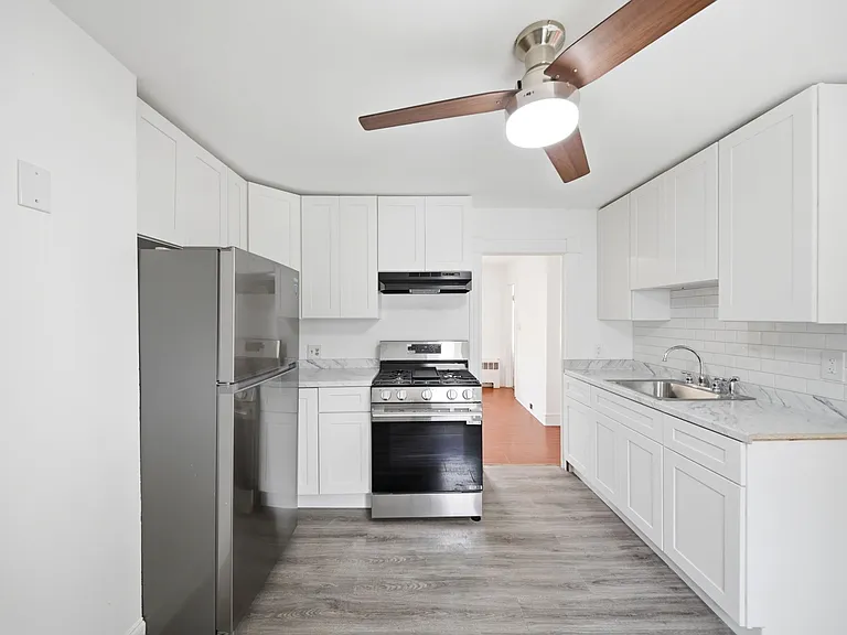 63 Lincoln Ave #2 — Photo 2