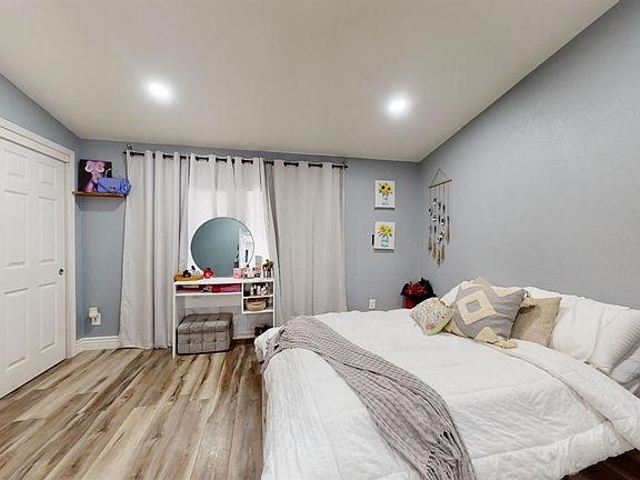 5th image of 3939 Central Ave Space 6