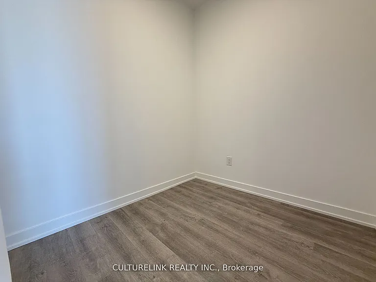 5105 Hurontario St #1604 — Photo 10