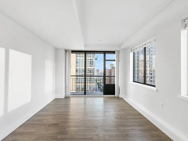 354 E 91st St #1703 — Photo 3