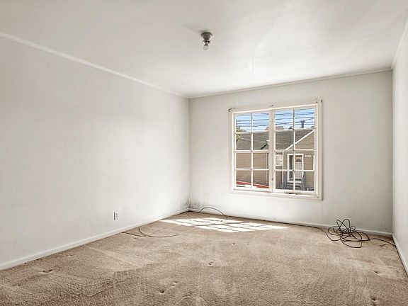 2nd image of 315 Orizaba Ave