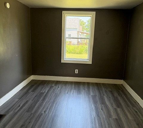 3rd image of 222 N Ross St