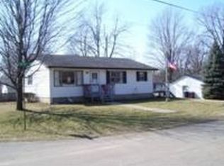 432 S Smith St, New Buffalo, MI 49117