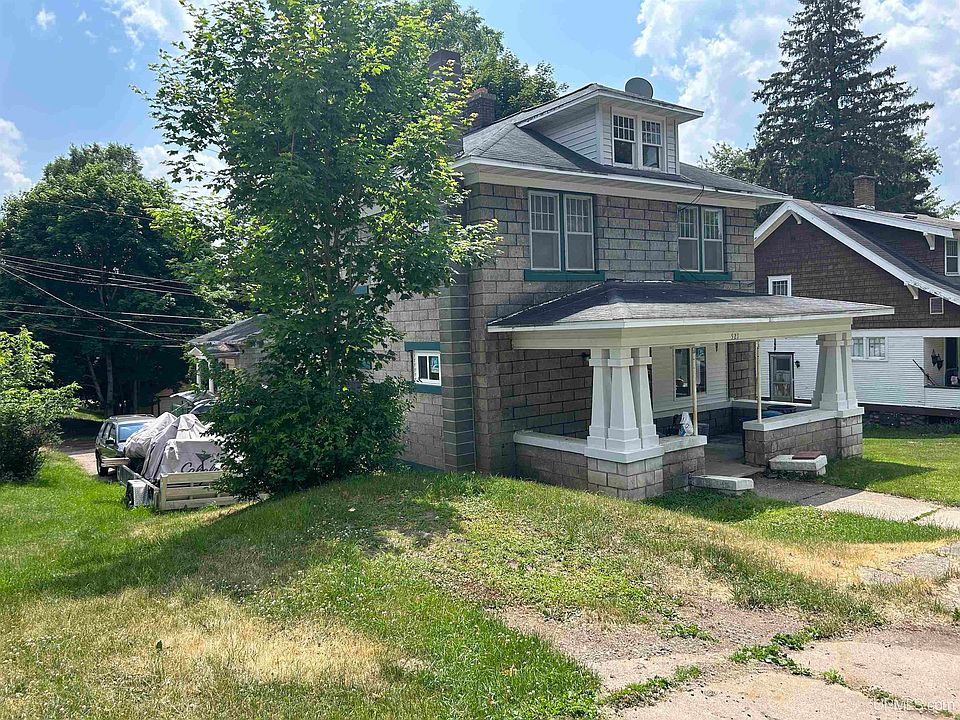 521 E F St, Iron Mountain, MI 49801 Zillow