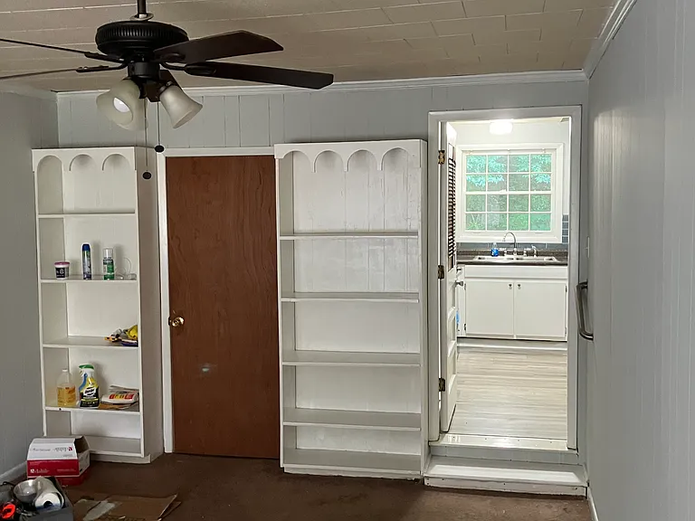 205 Arrowhead Dr — Photo 4
