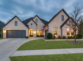 280 Waters Edge Dr, Argyle, TX 76226