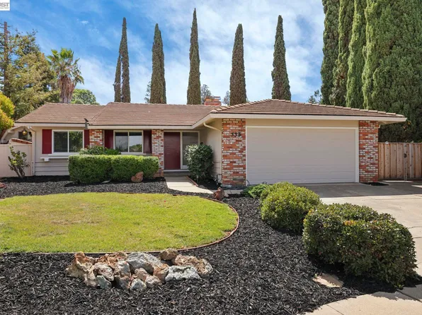 553 Bell Ave, Livermore, CA 94550
