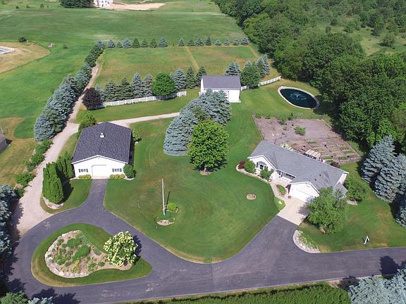 2nd image of 8181 Young Ave NE