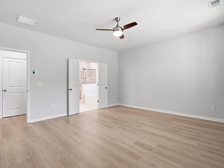 8646 Windsor Hill Blvd — Photo 18