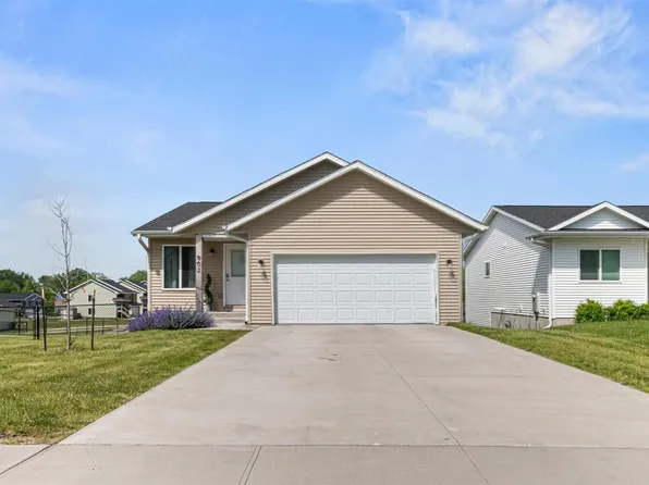 902 Hughes St, Coralville, IA 52241