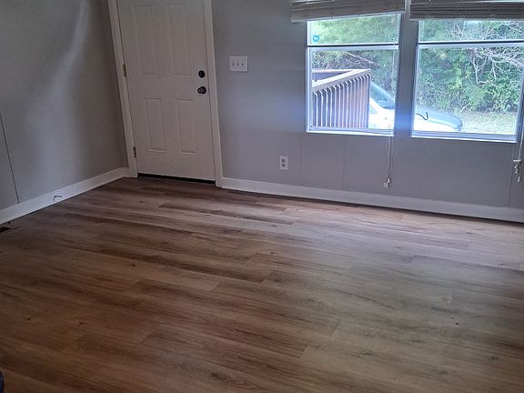 2nd image of 274 McCraws Hill Dr