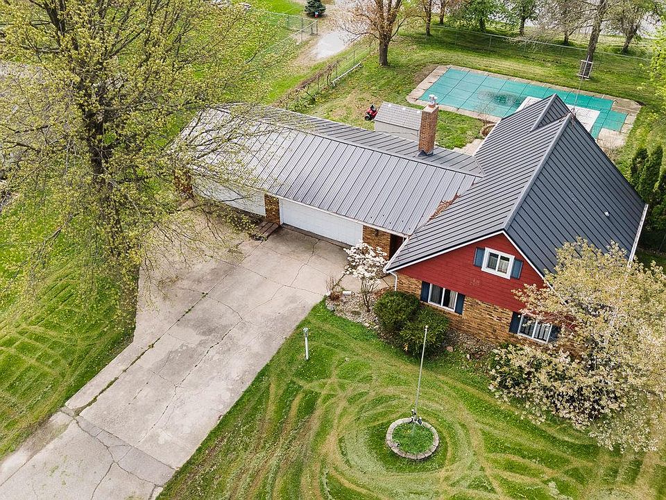 1st image of 1707 Woodview Dr