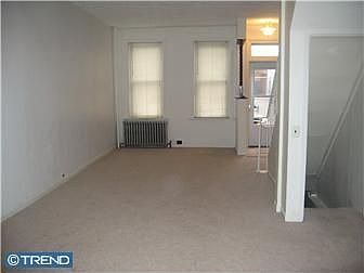 4th image of 1331 E Palmer St