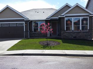 1211 N 9th Way, Ridgefield, WA 98642