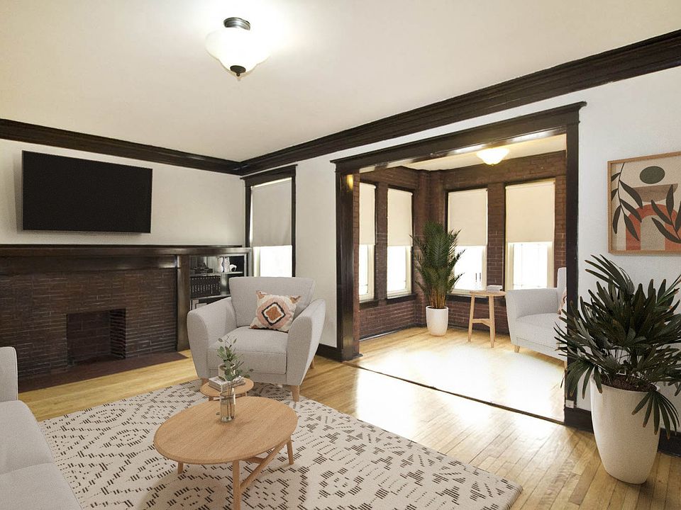 Dining/Living room