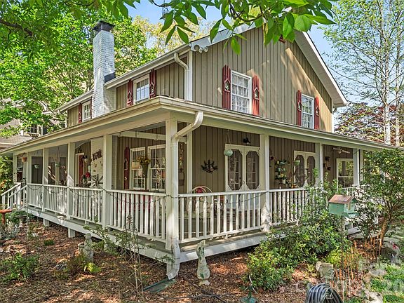 3rd image of 101 Sunnywood Ln