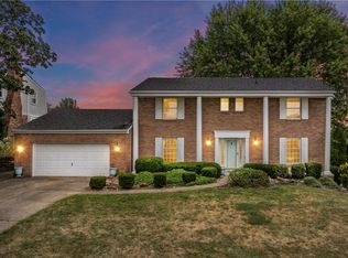451 McClelland Rd, Canonsburg, PA 15317