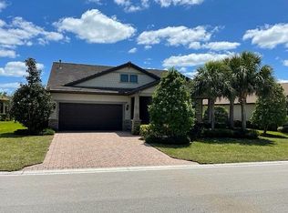 230 SE Courances Dr, Port Saint Lucie, FL 34984