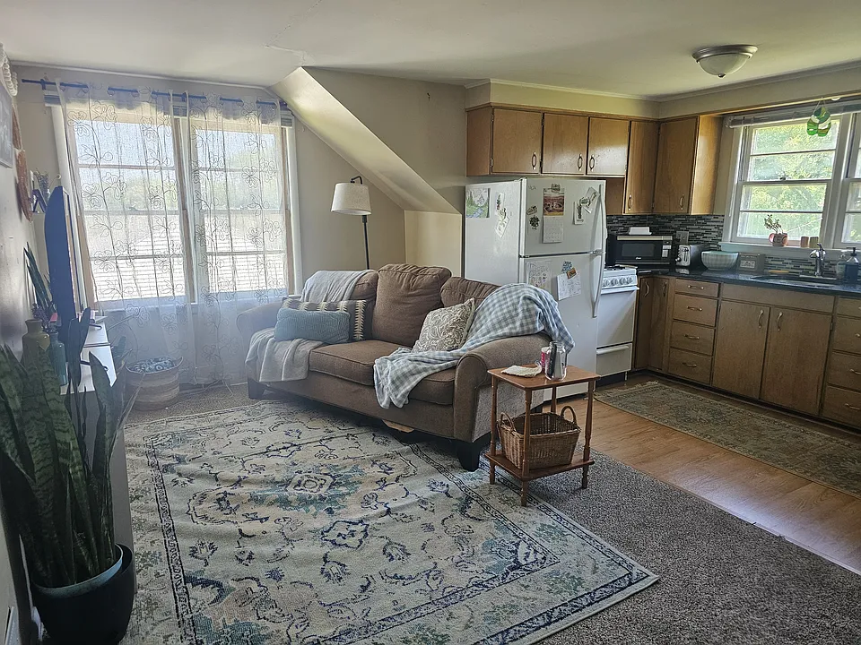 2619 College Dr #2