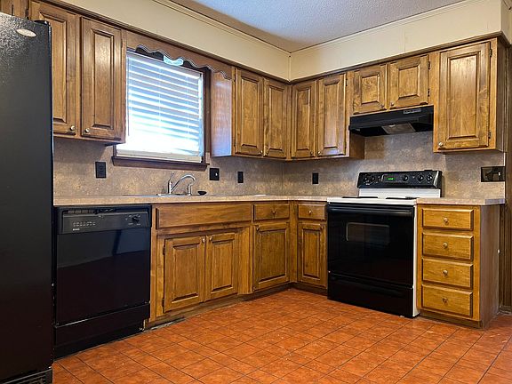 5th image of 8801 Kennesaw Mountain Dr