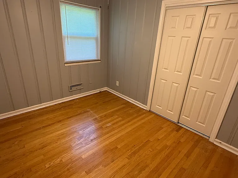 5400 Saint Gabriel Ln — Photo 15
