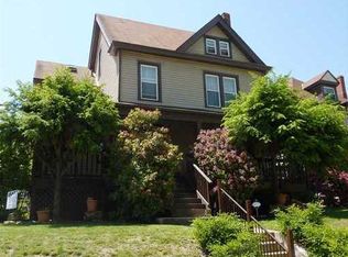 1322 Vance Ave, Coraopolis, PA 15108