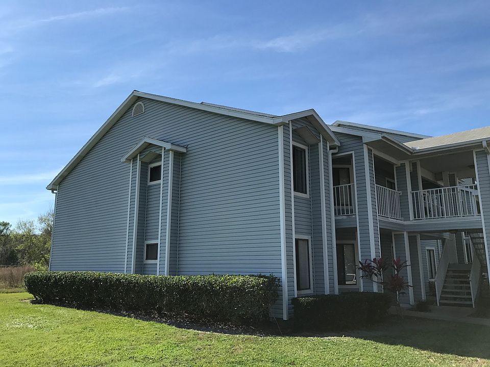 2nd image of 9518 Darien Ave #9518