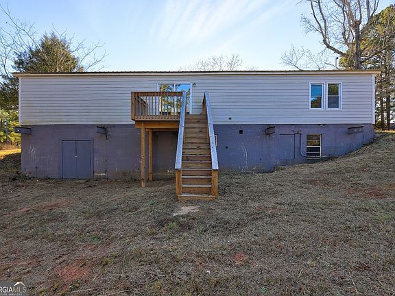 5th image of 201 Dundee Lake Rd