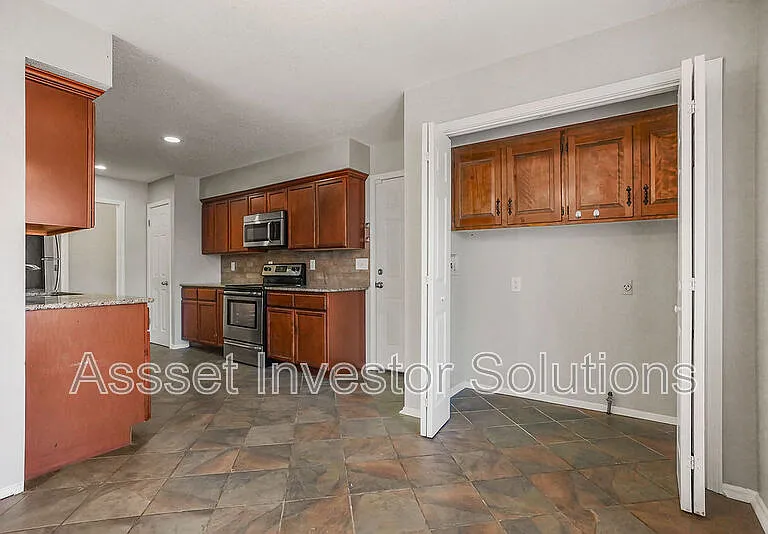 11109 Delmar Ct — Photo 17