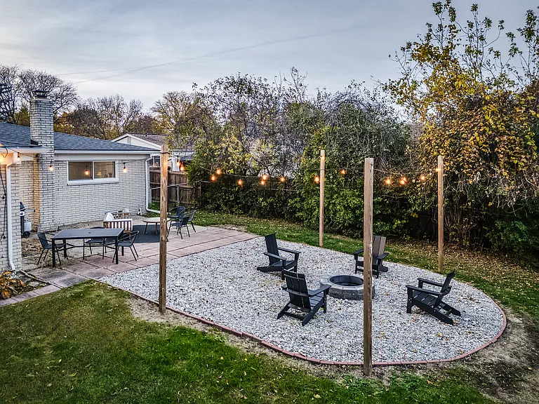 5038 Dayton Dr — Photo 38