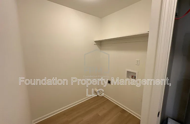 3966 Battlefield Dr — Photo 9