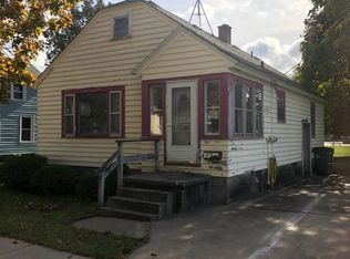 320 South St, Spring Lake, MI 49456