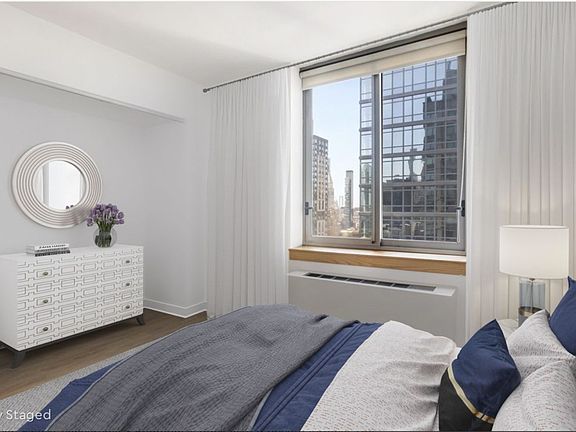 5th image of 35 W 33rd St #21DD
