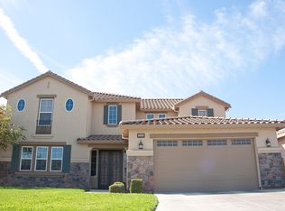 2335 W Robin Ave, Visalia, CA 93291