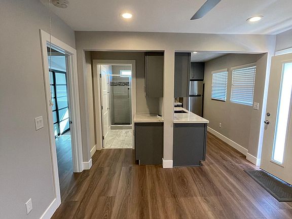 5th image of 3128 Grim Ave