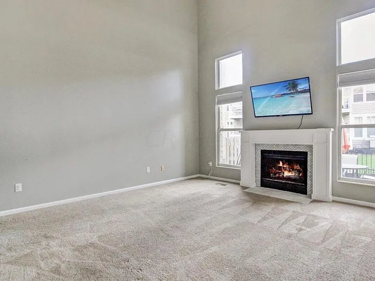 3379 Eastwoodlands Trl #3379 — Photo 6